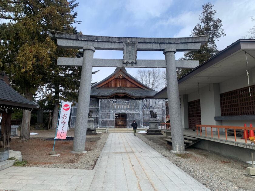 谷地八幡宮の鳥居を撮影した写真